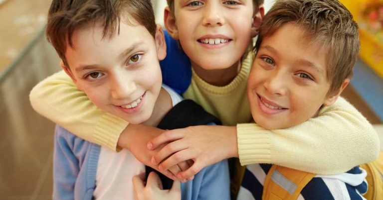 Best Friend Shayari: Heartfelt Lines That Celebrate True Friendship